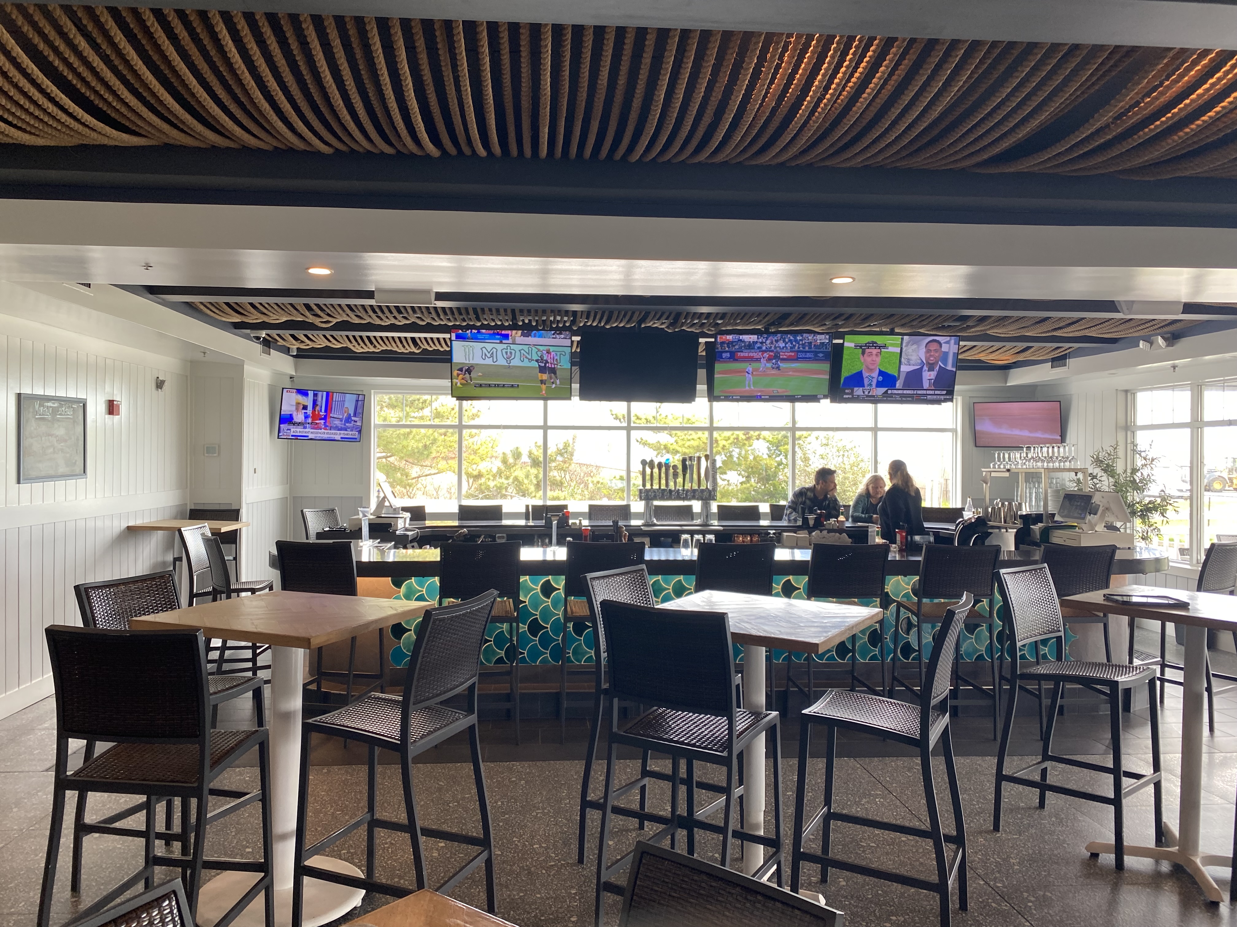 Charlie's Ocean Grill