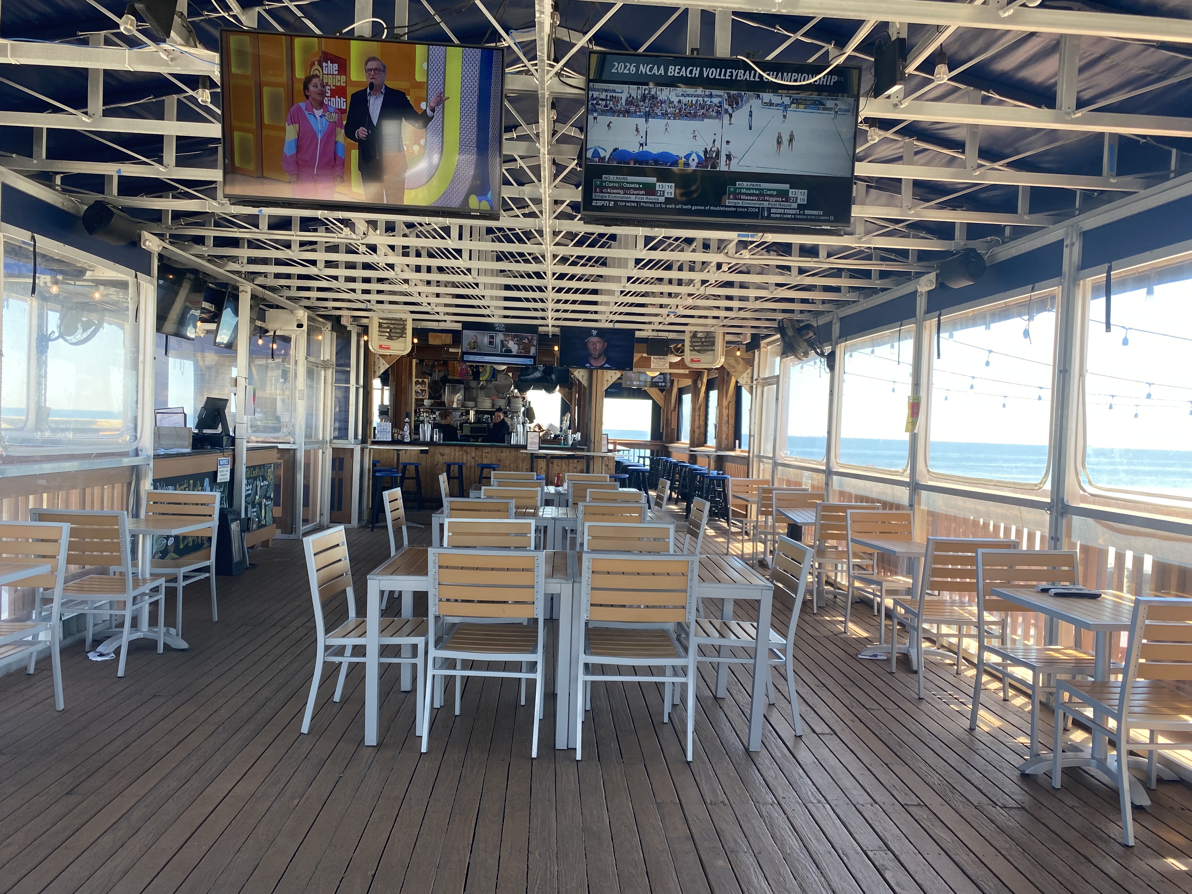 Driftwood Tiki Bar - Image 3